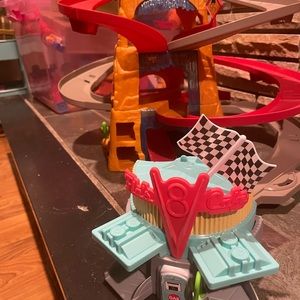 Disney Cars car racing set. Gently used and great condition. Smoke free home